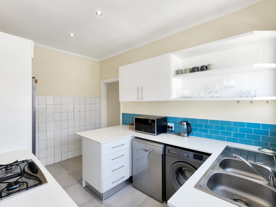 To Let 2 Bedroom Property for Rent in Gardens Western Cape